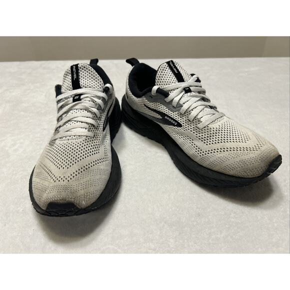 Brooks Women’s Size 11 B Revel 6 1203861B121 White Running Shoes Sneakers - Picture 3 of 9